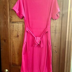 Zenana hot pink women’s dress w/pockets NWT